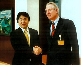 �K���̃h�C�c�Ńc�����B���P���E�h�C�c�|�X�g�b�d�n�Ɖ�k����|����b