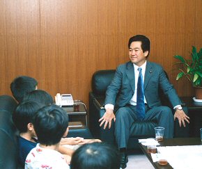 �q�ǂ������֌��w�f�[�ɂ����Ďq�ǂ��B�ƍ��k����|����b�i�W��25���j�ƈɓ�����b�i�W��26���j